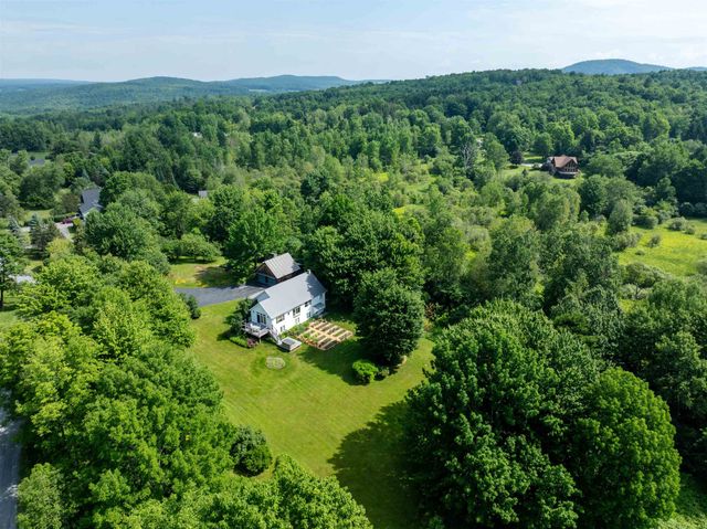 26 Apple Tree Road, Fairfax, VT 05454