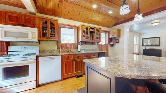 26 Apple Tree Road, Fairfax, VT 05454