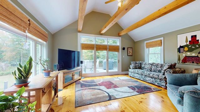 26 Apple Tree Road, Fairfax, VT 05454