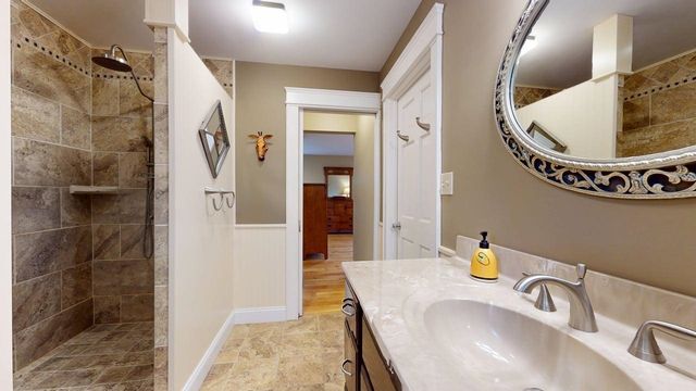 26 Apple Tree Road, Fairfax, VT 05454