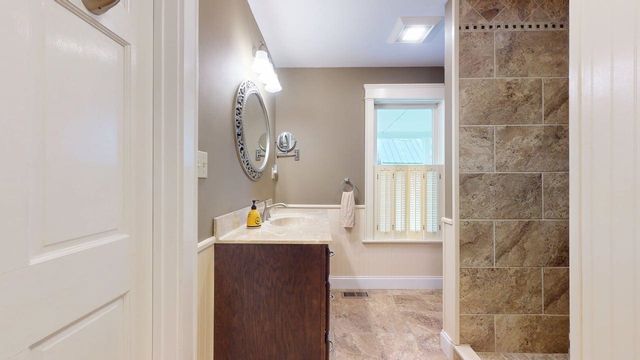 26 Apple Tree Road, Fairfax, VT 05454