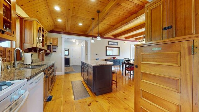 26 Apple Tree Road, Fairfax, VT 05454