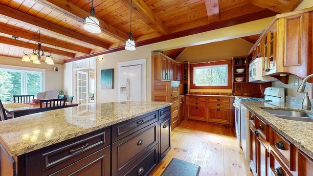 26 Apple Tree Road, Fairfax, VT 05454