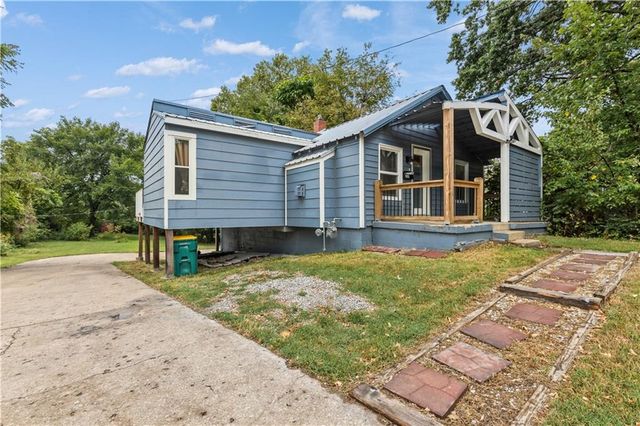 2600 N 43rd Street, Kansas City, KS 66104