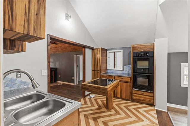 2600 N 43rd Street, Kansas City, KS 66104
