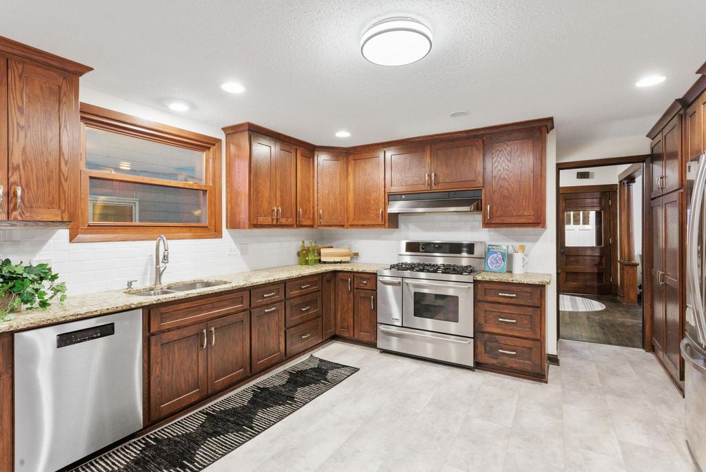 2649 Taylor Street NE, Minneapolis, MN 55418