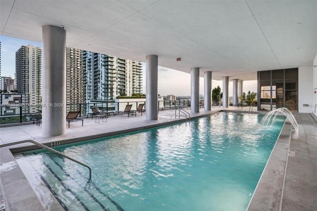 1600 NE 1st Ave 1003, Miami, FL 33132