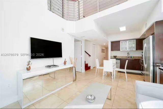 41 SE 5th St 408, Miami, FL 33131