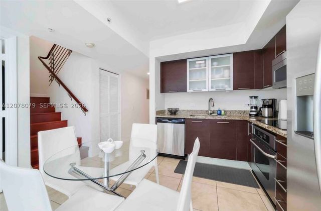 41 SE 5th St 408, Miami, FL 33131