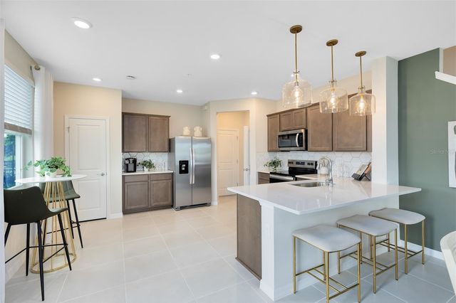 3242 PONDSIDE WAY, Sanford, FL 32773
