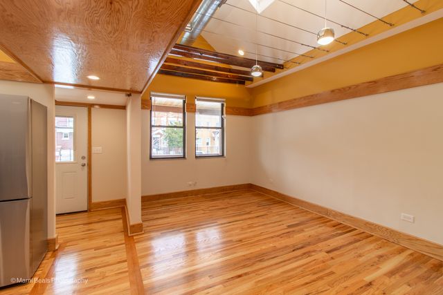 6334 S Saint Lawrence Avenue, Chicago, IL 60637