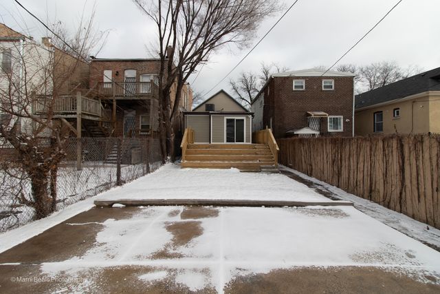 6334 S Saint Lawrence Avenue, Chicago, IL 60637