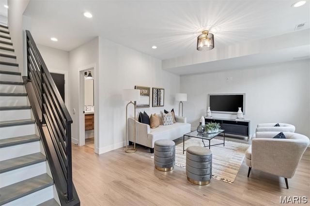 513 Whittier Street, St Louis, MO 63108