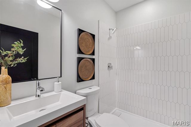 513 Whittier Street, St Louis, MO 63108