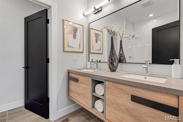 513 Whittier Street, St Louis, MO 63108