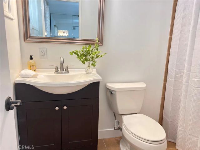 6141 Dalecrest Avenue, Woodland Hills, CA 91367