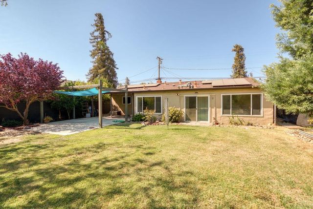 2034 Coley Ave, Escalon, CA 95320