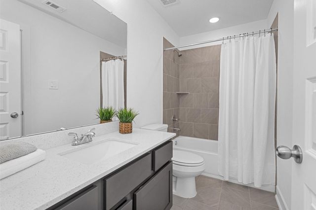 634 Cibolo Creek Drive, Conroe, TX 77304