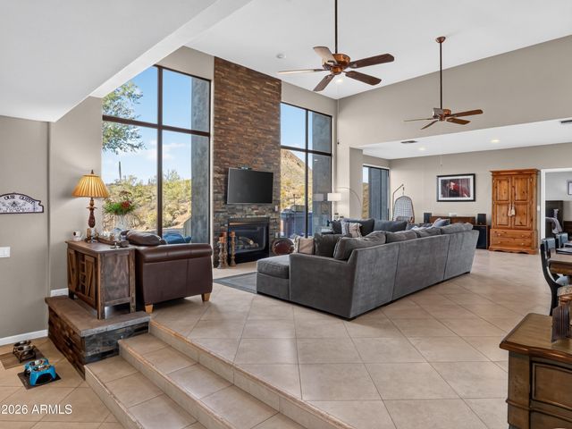 46208 N 37TH Avenue, New River, AZ 85087