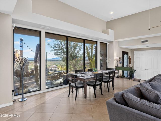 46208 N 37TH Avenue, New River, AZ 85087