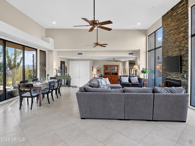 46208 N 37TH Avenue, New River, AZ 85087