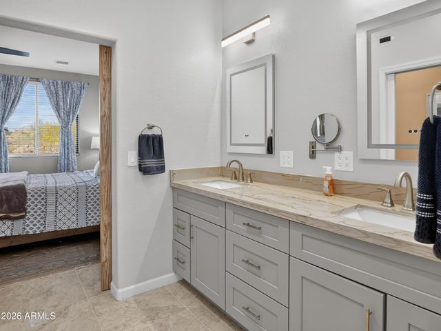 46208 N 37TH Avenue, New River, AZ 85087