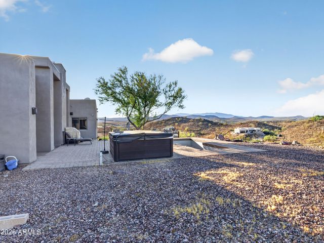 46208 N 37TH Avenue, New River, AZ 85087