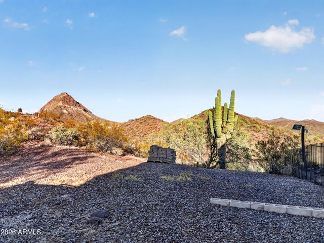 46208 N 37TH Avenue, New River, AZ 85087