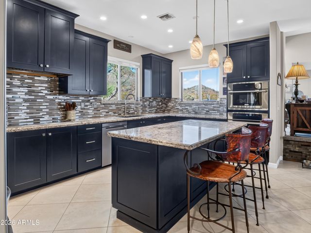 46208 N 37TH Avenue, New River, AZ 85087