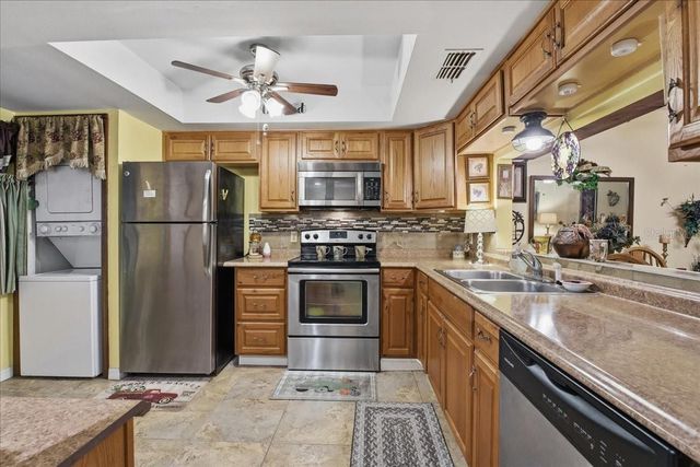 7804 EUREKA DRIVE, Hudson, FL 34667