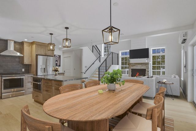 535 Sylvan Park Road A, Stowe, VT 05672