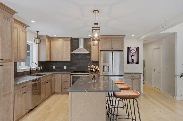 535 Sylvan Park Road A, Stowe, VT 05672