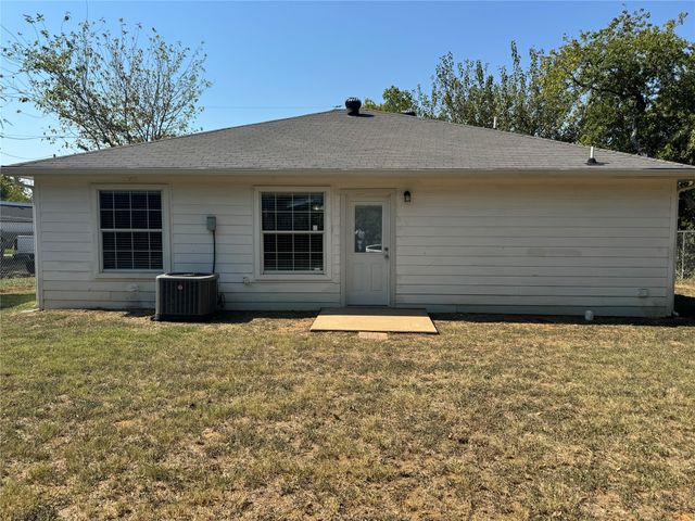 3356 Parvia Avenue, Dallas, TX 75212