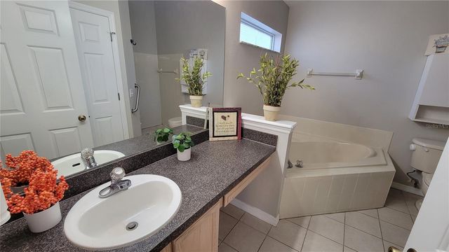 100 BOULDER COURT, Sanford, FL 32771