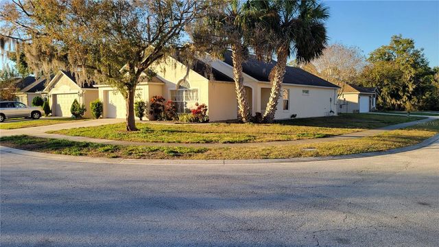 100 BOULDER COURT, Sanford, FL 32771