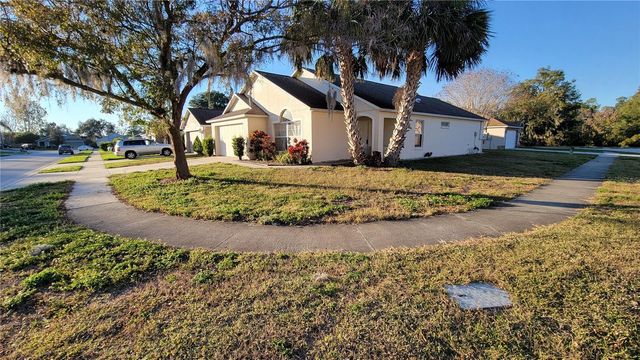 100 BOULDER COURT, Sanford, FL 32771