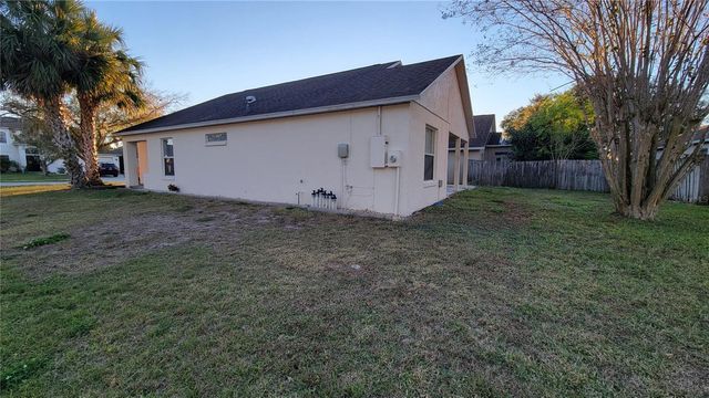 100 BOULDER COURT, Sanford, FL 32771