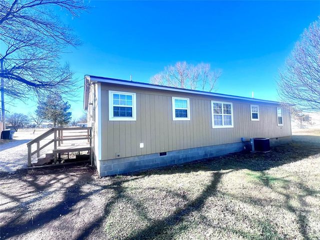 511 N Olive, Stratford, OK 74872