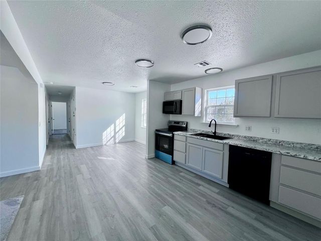 511 N Olive, Stratford, OK 74872