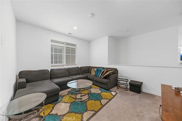 16584 Poppy Seed Lane, Fontana, CA 92336