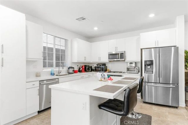 16584 Poppy Seed Lane, Fontana, CA 92336