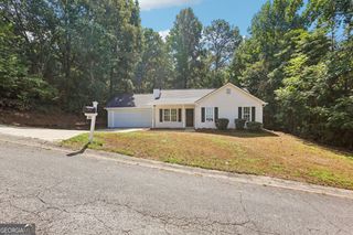 5511 Pond Mill Court, Flowery Branch, GA 30542