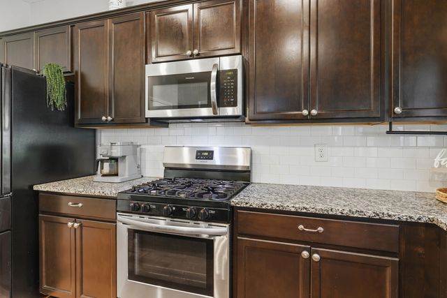541 Burchell Ln, Columbia, TN 38401