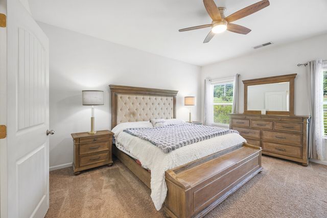 541 Burchell Ln, Columbia, TN 38401