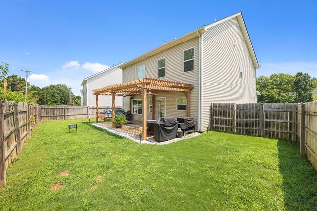 541 Burchell Ln, Columbia, TN 38401