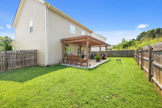 541 Burchell Ln, Columbia, TN 38401