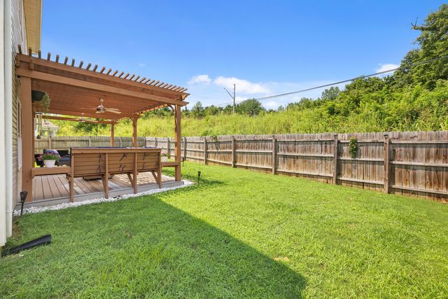 541 Burchell Ln, Columbia, TN 38401