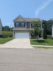 541 Burchell Ln, Columbia, TN 38401