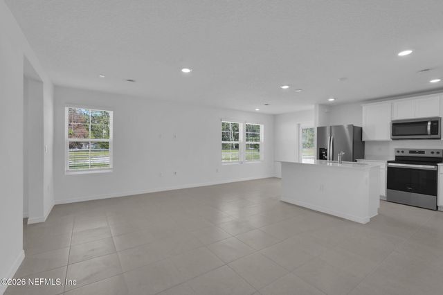 10118 WHISTLING PNE Court, Jacksonville, FL 32221