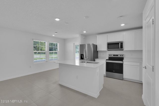 10118 WHISTLING PNE Court, Jacksonville, FL 32221